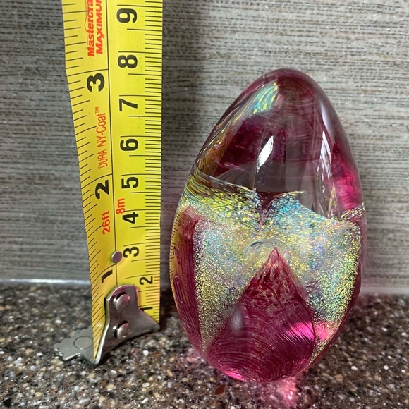 Pink & Gold paperweight egg | 3"H x 2"W - Picture 3 of 9